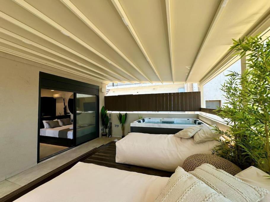 Bluemotion - Cityview Piraeus Luaran gambar