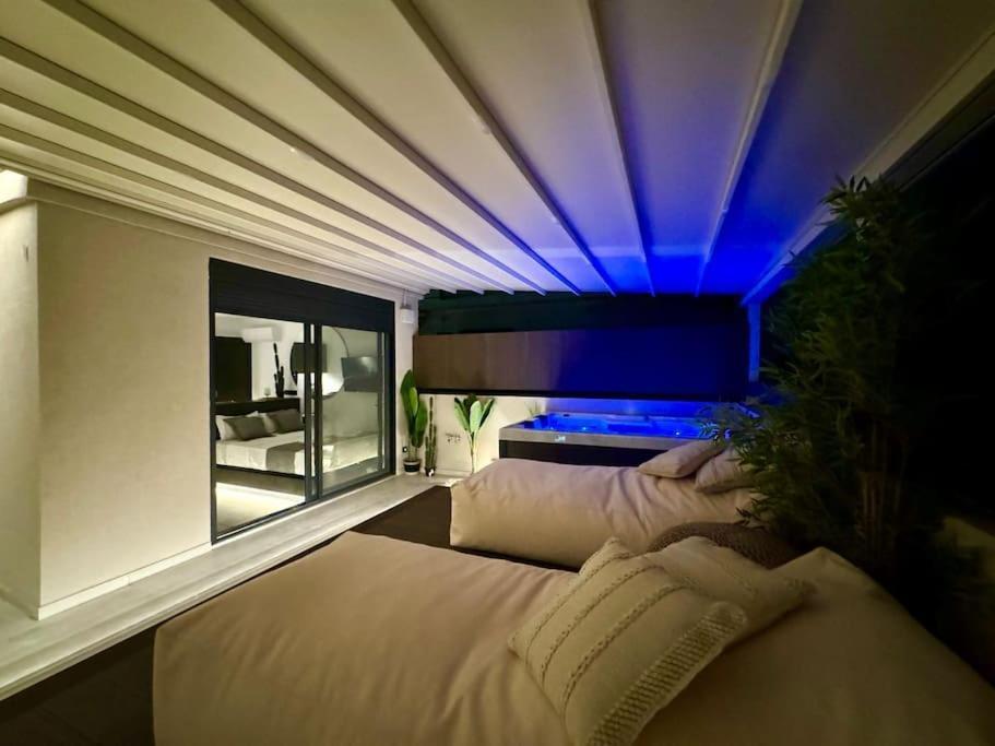 Bluemotion - Cityview Piraeus Luaran gambar